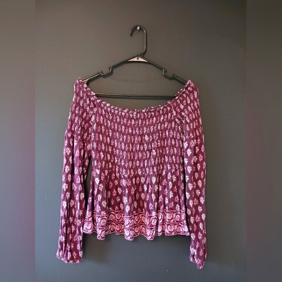 Aeropostale Tops - AEROPOSTALE LARGE MULTICOLORED WOMENS SUMMER TOP 🌞